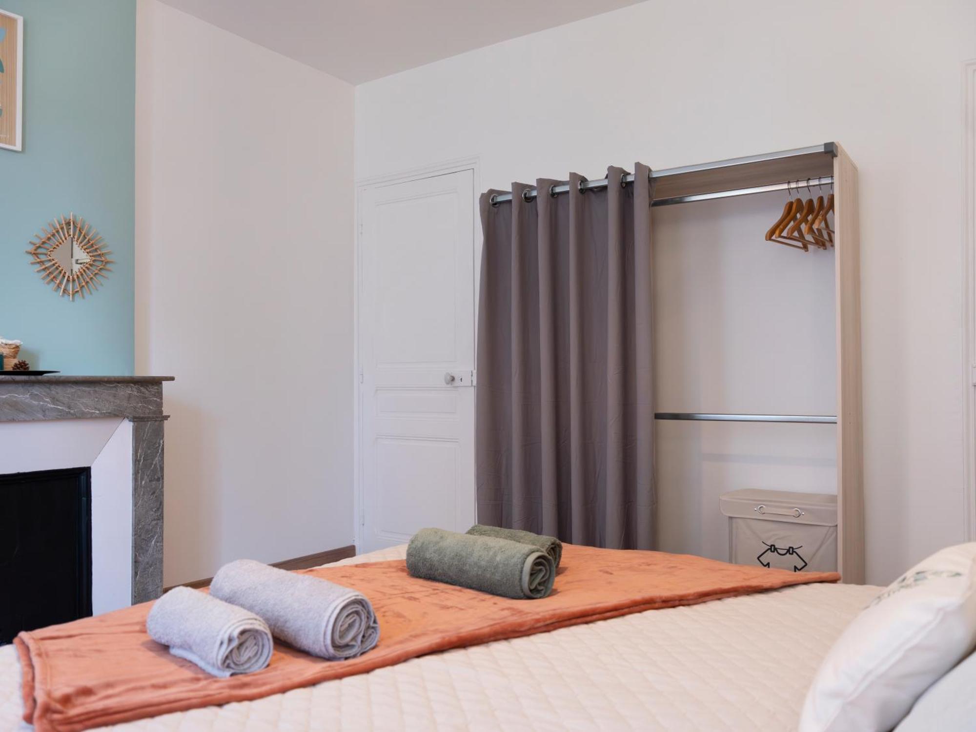 Clairchene - Cosy Centre Parking Spacieux Familial Verdun-sur-Meuse Exterior foto